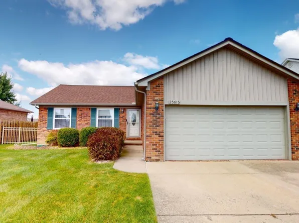 25615 Princess Dr, Chesterfield, MI 48051