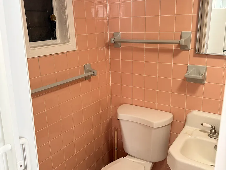 2111 8th Ave N #3 — Photo 7