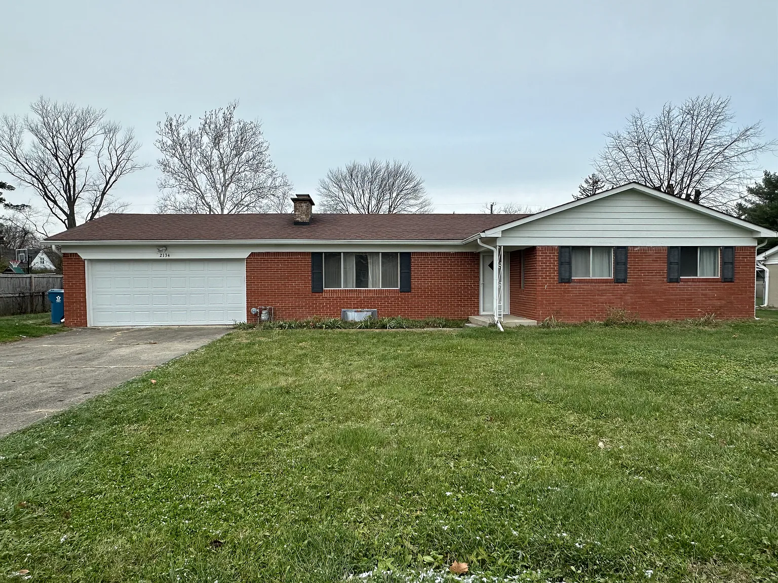 2134 W 63rd St photo 1