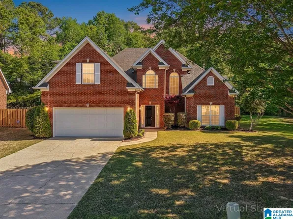 110 Thorn Berry Dr, Birmingham, AL 35242