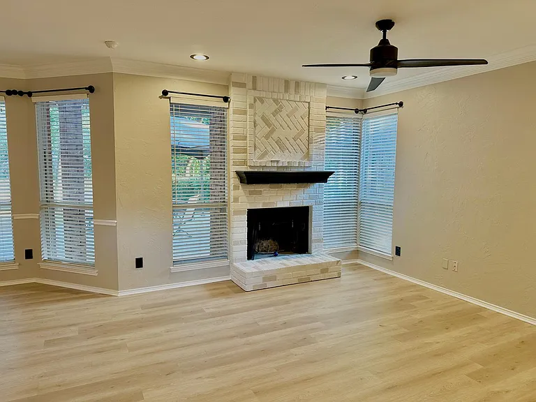 8804 Racquet Club Dr — Photo 12