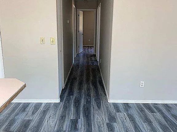 5th image of 6043 Thornbury Pl SE