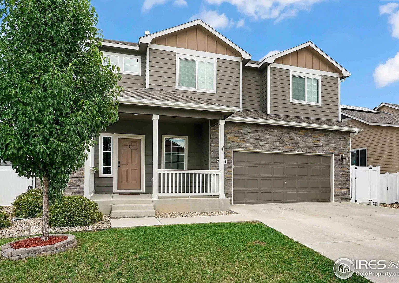 3532 Lissa Dr — Photo 2