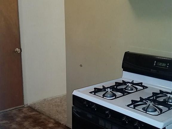 3rd image of 1537 N San Mateo St
