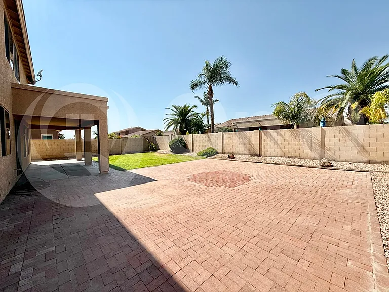 9940 E Medina Ave — Photo 31