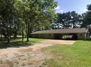 420 James Berry Rd, Magee, MS 39111