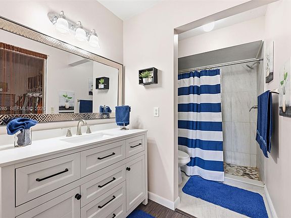 4th image of 10548 Quincy Ct