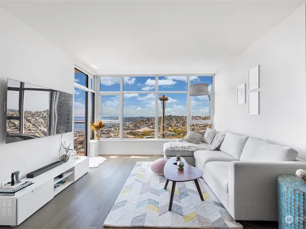 583 Battery Street #3204, Seattle, WA 98121