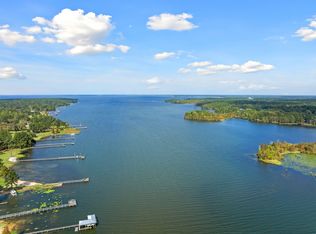 1554 Pinopolis Rd, Moncks Corner, SC 29461