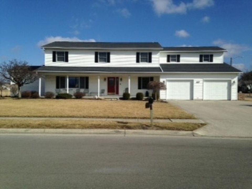 1st image of 300 Cherry Blossom Ct