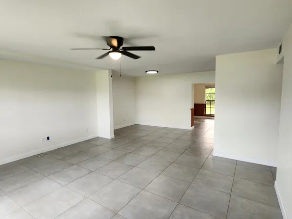 461 SW Buxton Avenue, Port St Lucie, FL 34983