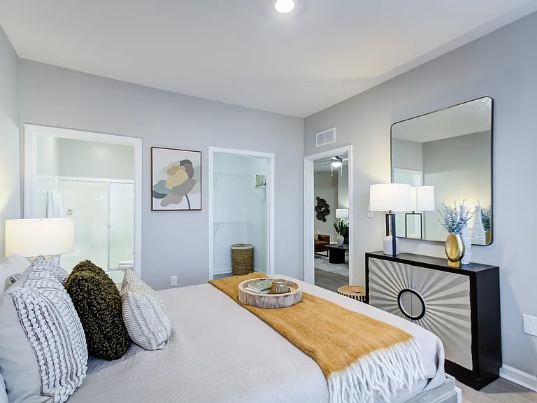 Soft light, quiet vibes, and room to dream