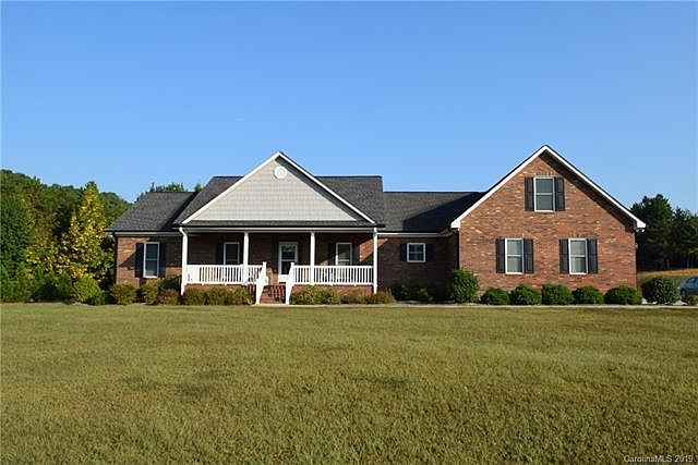 1st image of 325 Louise Dr