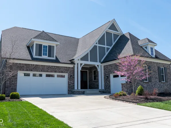 517 Elliot Creek Dr, Carmel, IN 46032