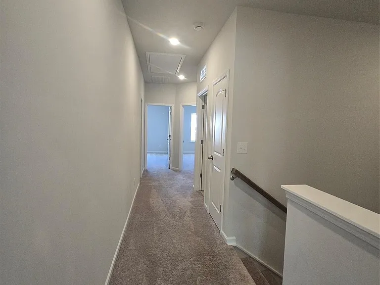 5240 Kinsbridge Dr — Photo 28