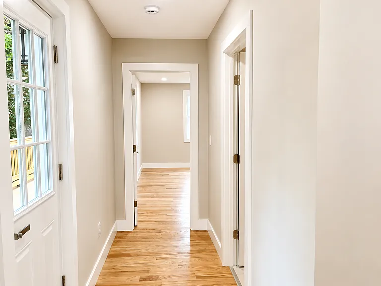 10-12 H St #2 — Photo 10
