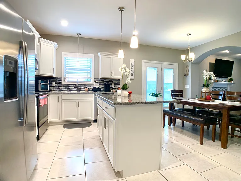 1376 Apple Blossom Rd — Photo 8