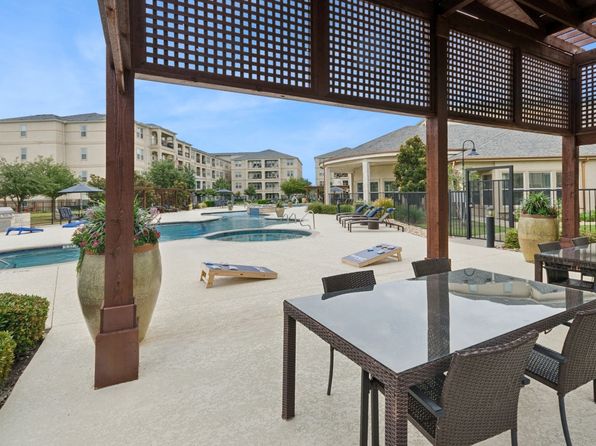 300 McCreary Rd APT 2314
