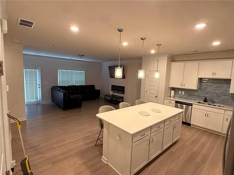3587 Fairhaven Dr — Photo 6
