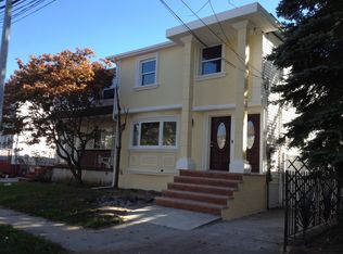14989 254th St, Rosedale, NY 11422