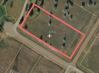 818 Apple Ridge Rd, Menoken, ND 58558