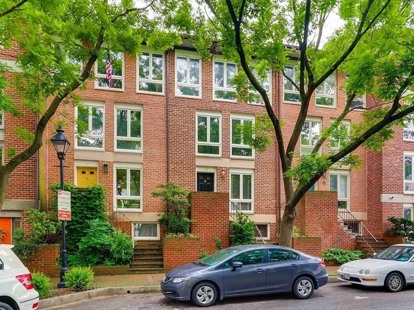 19 W Barre St, Baltimore, MD 21201