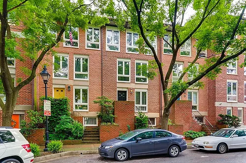19 W Barre St Photo 1