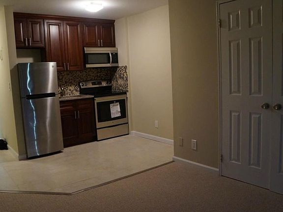 5th image of 111 Dehaven Dr APT 223