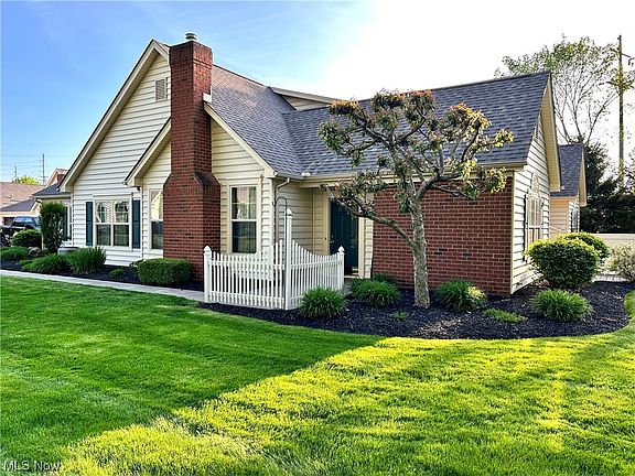 2nd image of 53 Village Ct