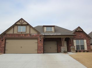 13210 S 20th St, Bixby, OK 74008