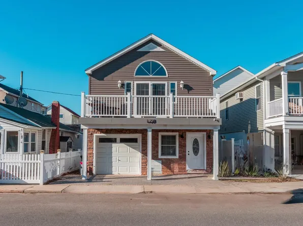 79 Pennsylvania Avenue, Long Beach, NY 11561