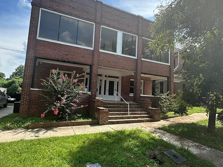 1124 South St — Photo 1