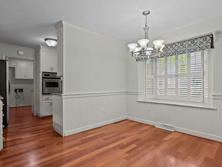 503 Scotland Ave — Photo 8