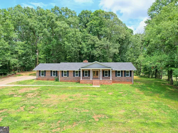 3398 Highway 105, Clarkesville, GA 30523