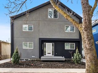 10923 77th Ave NW #2B, Edmonton, AB T6G 0L2