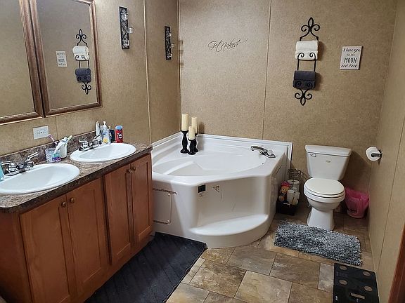 5th image of 110 Steamboat Dr Lot 12