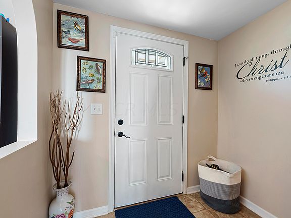 4th image of 241 Essex Pl