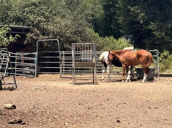 12847 Dunbar Road, Glen Ellen, CA 95442