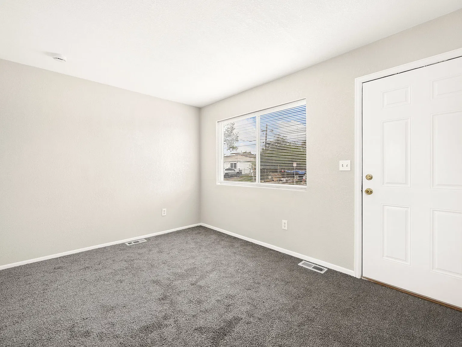 401 South Raleigh Street - #B — Photo 4