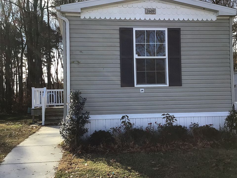 1st image of 2609 Lance Dr #28