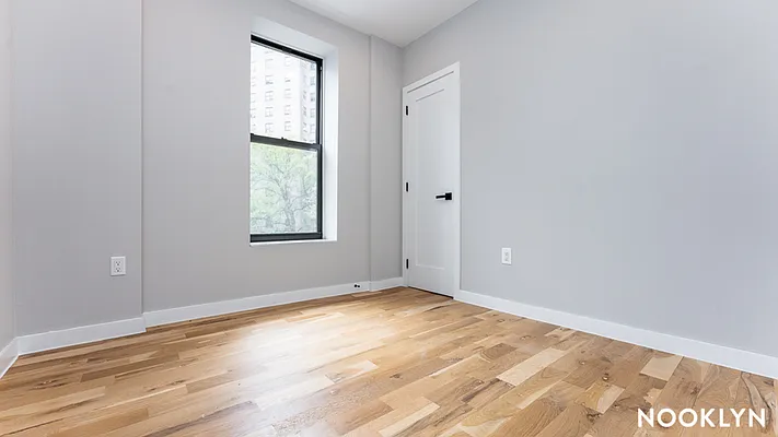Rented by Nooklyn NYC LLC | media 8