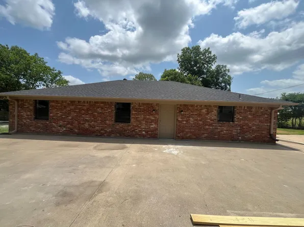 215 Nob Hill Ln, Kemp, TX 75143