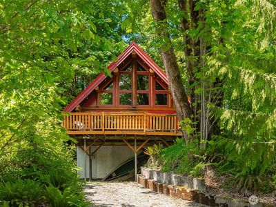 11060 Whistler Lane, Glacier, WA, 98244