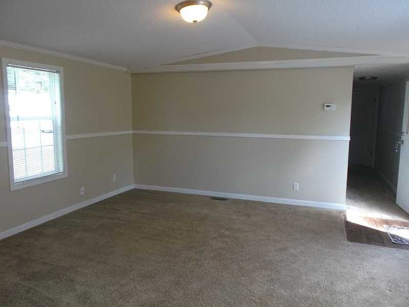 2nd image of 5510 Cascade Rd