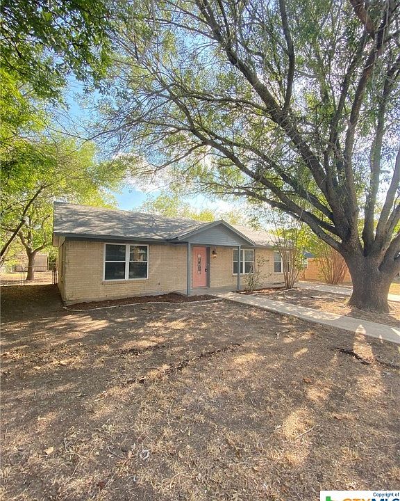 1st image of 3406 Empress Dr