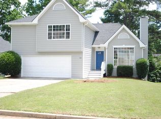 688 Shore Dr, Lithonia, GA 30058