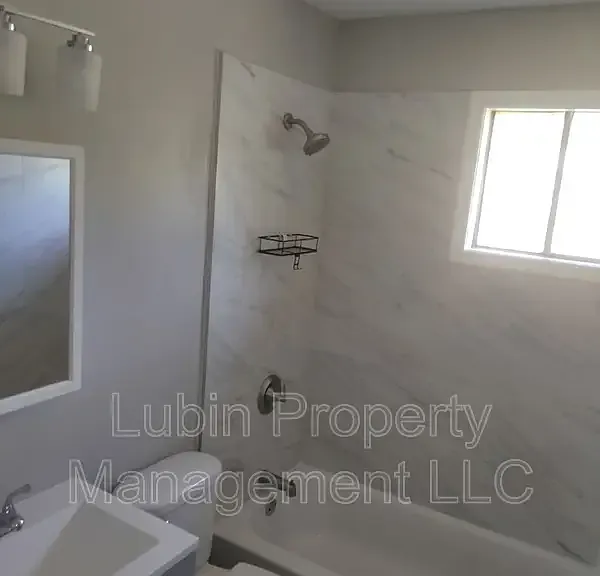 2202 Cassie Ave — Photo 7