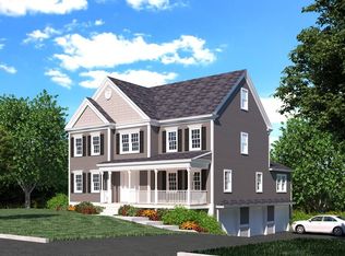17 Green Meadow Dr, Wilmington, MA 01887