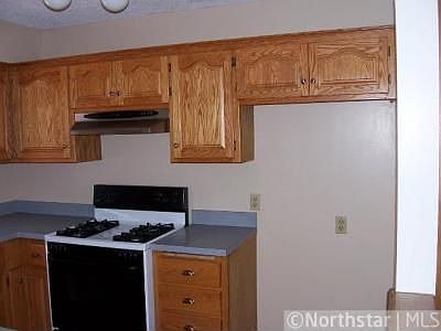 3rd image of 9534 Irving Ave N