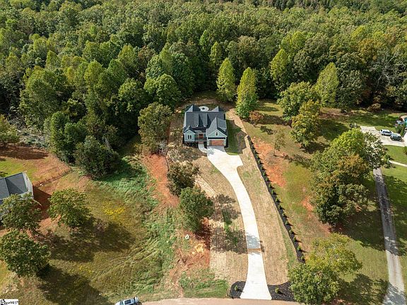 3rd image of 507 Lariat Loop